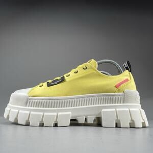 Palladium Revolt Lo TX Women’s 10 Yellow Chunky Boots Platform Sneakers Casual
